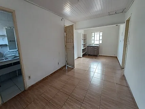 Casa de 2 Quartos Distante 215 Metros da Praia da Armação - Armação do Pântano do Sul - Florianópoli - Foto 13