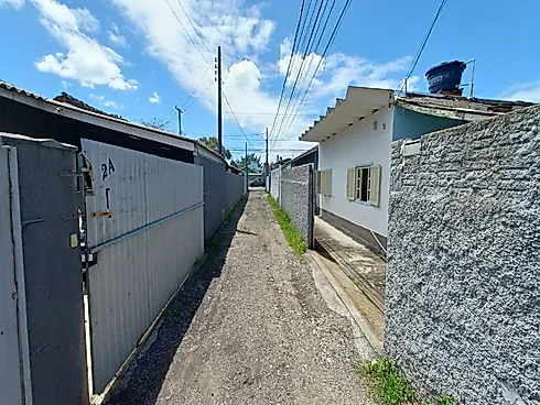 Casa de 2 Quartos Distante 215 Metros da Praia da Armação - Armação do Pântano do Sul - Florianópoli - Foto 28