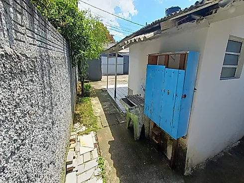 Casa de 2 Quartos Distante 215 Metros da Praia da Armação - Armação do Pântano do Sul - Florianópoli - Foto 7