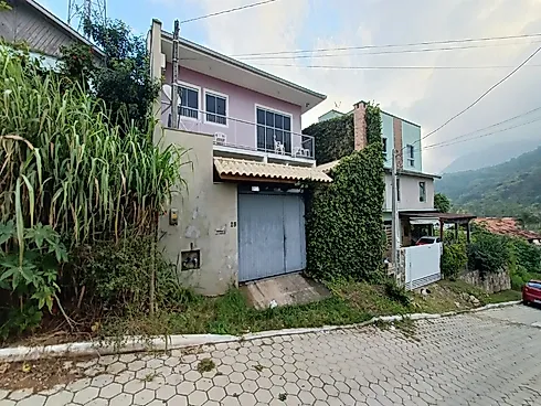 Confortável Casa com Dois Quartos em Terreno com Duas Frentes no Rio Tavares, Florianópolis, SC - Casa em Rio Tavares, Florianópolis - Foto 3