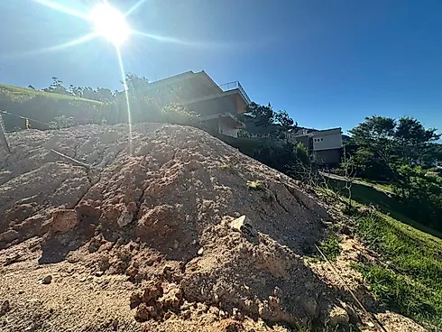 🏡 Terreno Exclusivo em Condomínio de Alto Padrão – Segurança, Natureza e Lazer em um Só Lugar! 🌿✨à - Foto 7