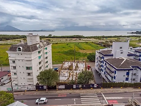 Studios e Apartamentos de 1 Quarto, 2 Quartos, 2 Suítes  na Planta no Hub Beira Mar - Saco dos Limõe - Foto 8