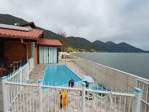 Casa de 345m², Pé na Areia, no Ribeirão da Ilha - Florianópolis/SC. - Casa em Ribeirão da Ilha, Florianópolis - Foto 1