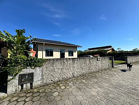 2 Casas de Alvenaria de 1 Quarto com 32m² Cada em Terreno de 400m² no Alto Ribeirão - Ribeirão da Il - Casa em Ribeirão da Ilha, Florianópolis - Foto 1