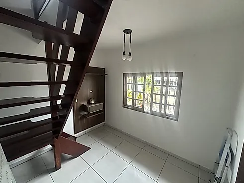 🏡✨ Sobrado para Aluguel no Morro das Pedras com 3 Quartos, 2 Suítes, Varanda Ampla, Churrasqueira, - Casa em Morro das Pedras, Florianópolis - Foto 2