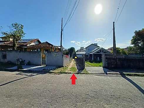 Terreno de 360m² na Rua Laureano, Fundos, Não Financiável, no Campeche - Florianópolis/SC - Terreno em Campeche, Florianópolis - Foto 2