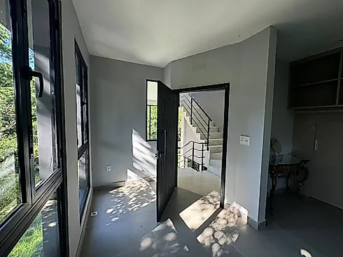 🌿🏡 Casa Alto Padrão no Condomínio Morada do Campeche Ii com 4 Suítes, Área Verde Exclusiva e Açude - Foto 7