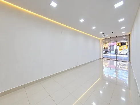 Prédio Comercial com 3 Lojas no Bairro Madri - Foto 7