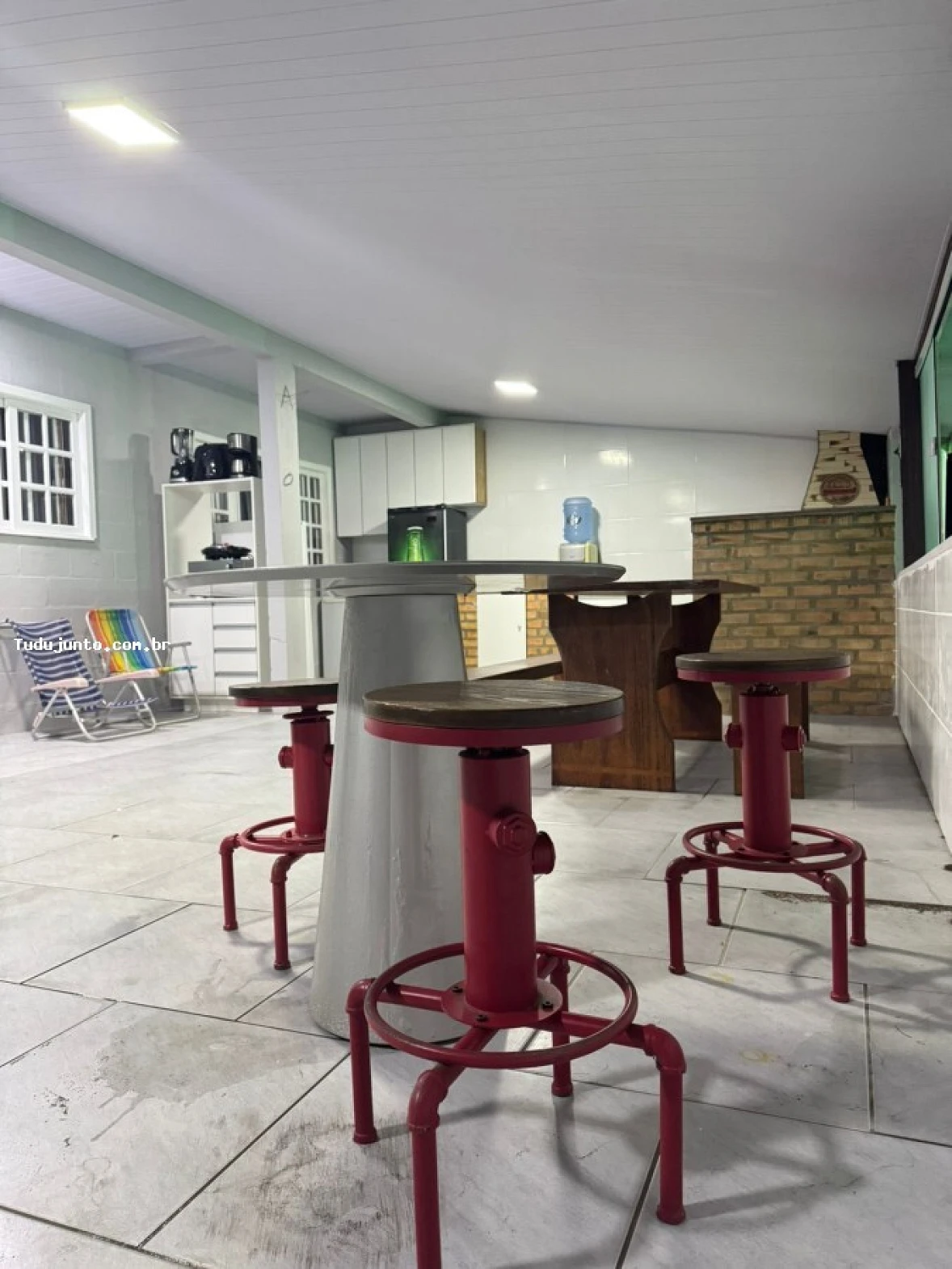 Casa em Praia do Meio (Ens Brito), Palhoça