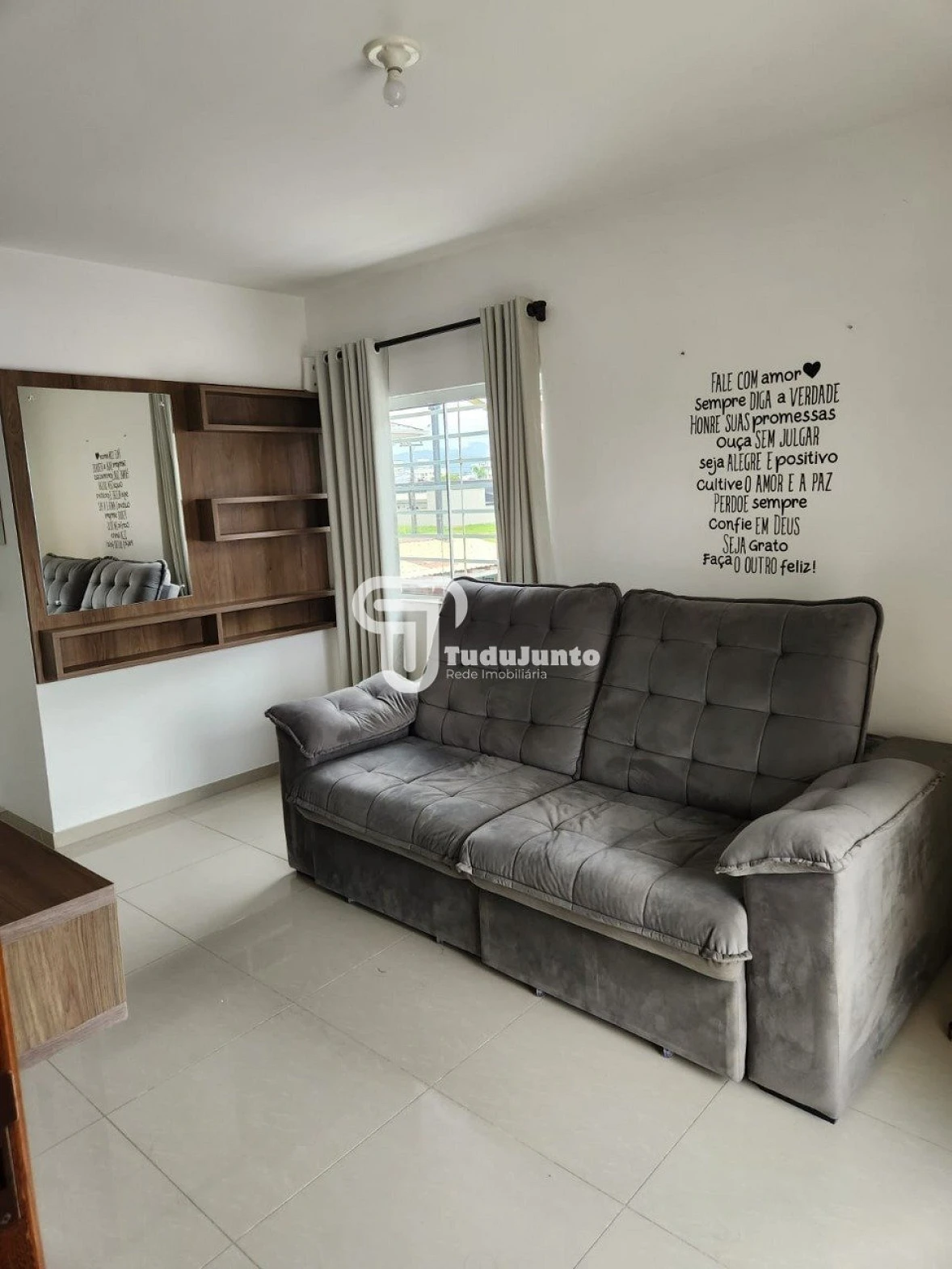 Apartamento em Nova Palhoça, Palhoça