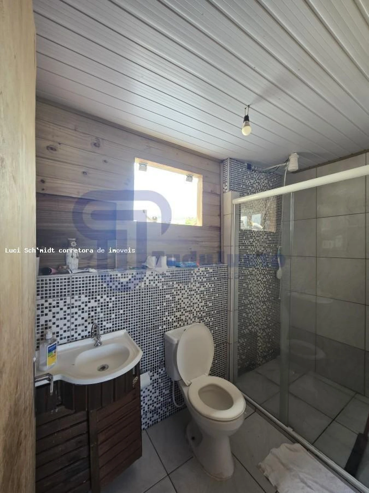 Casa em Madri, Palhoça