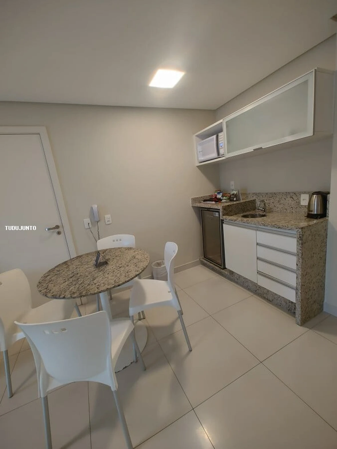 Apartamento em Ingleses do Rio Vermelho, Florianópolis
