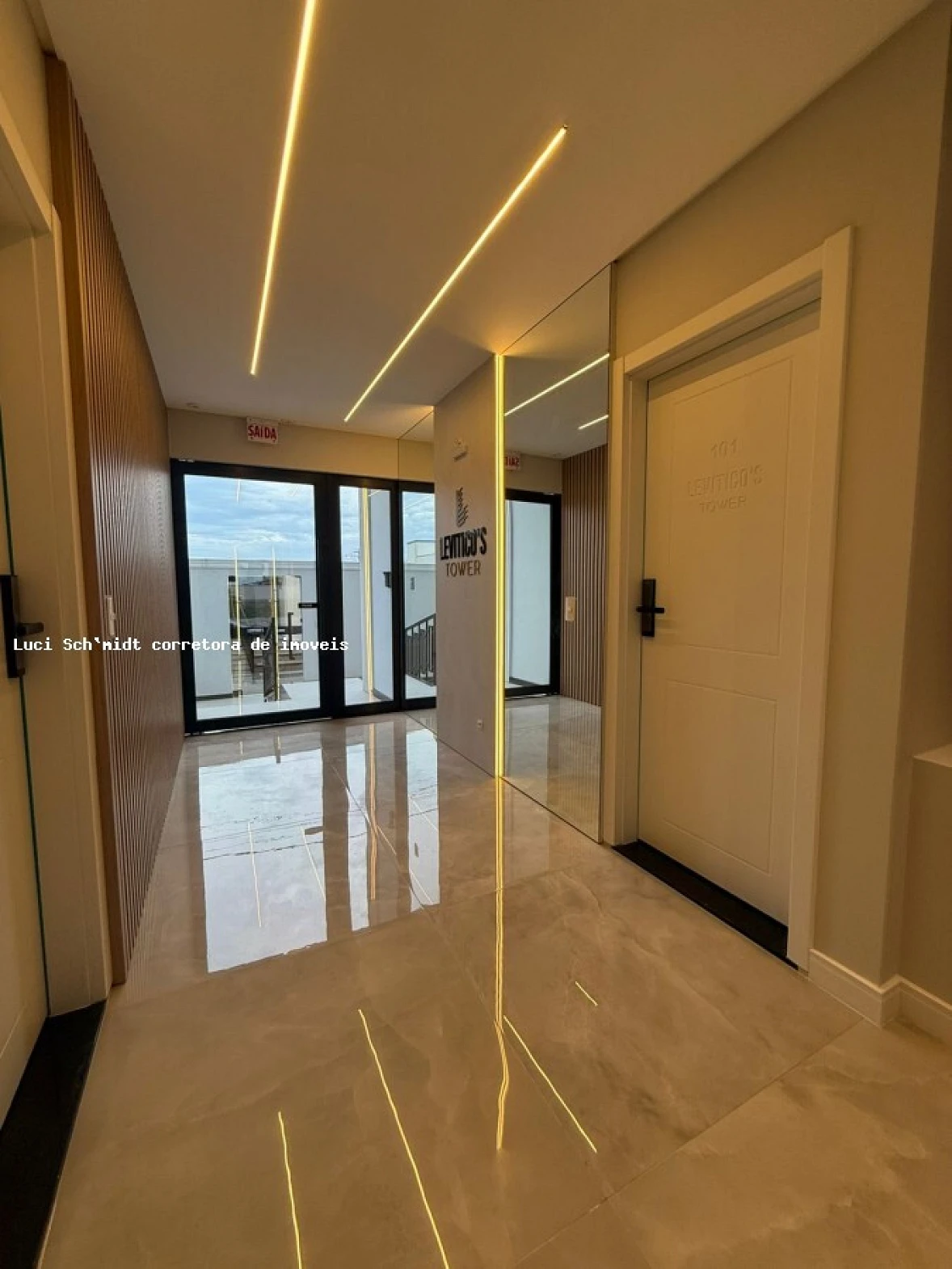 Apartamento em Areias, Tijucas