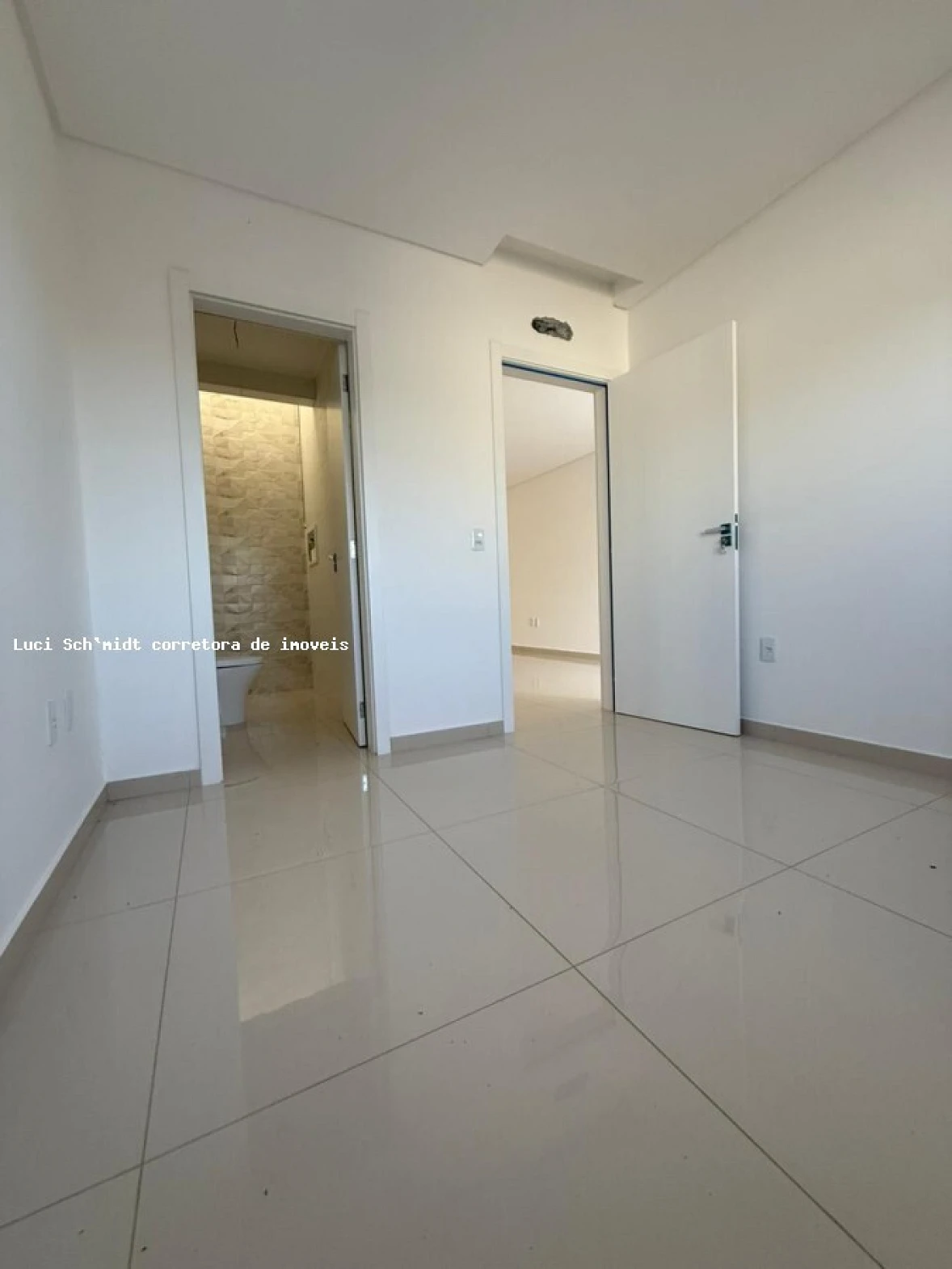 Casa em Praça, Tijucas