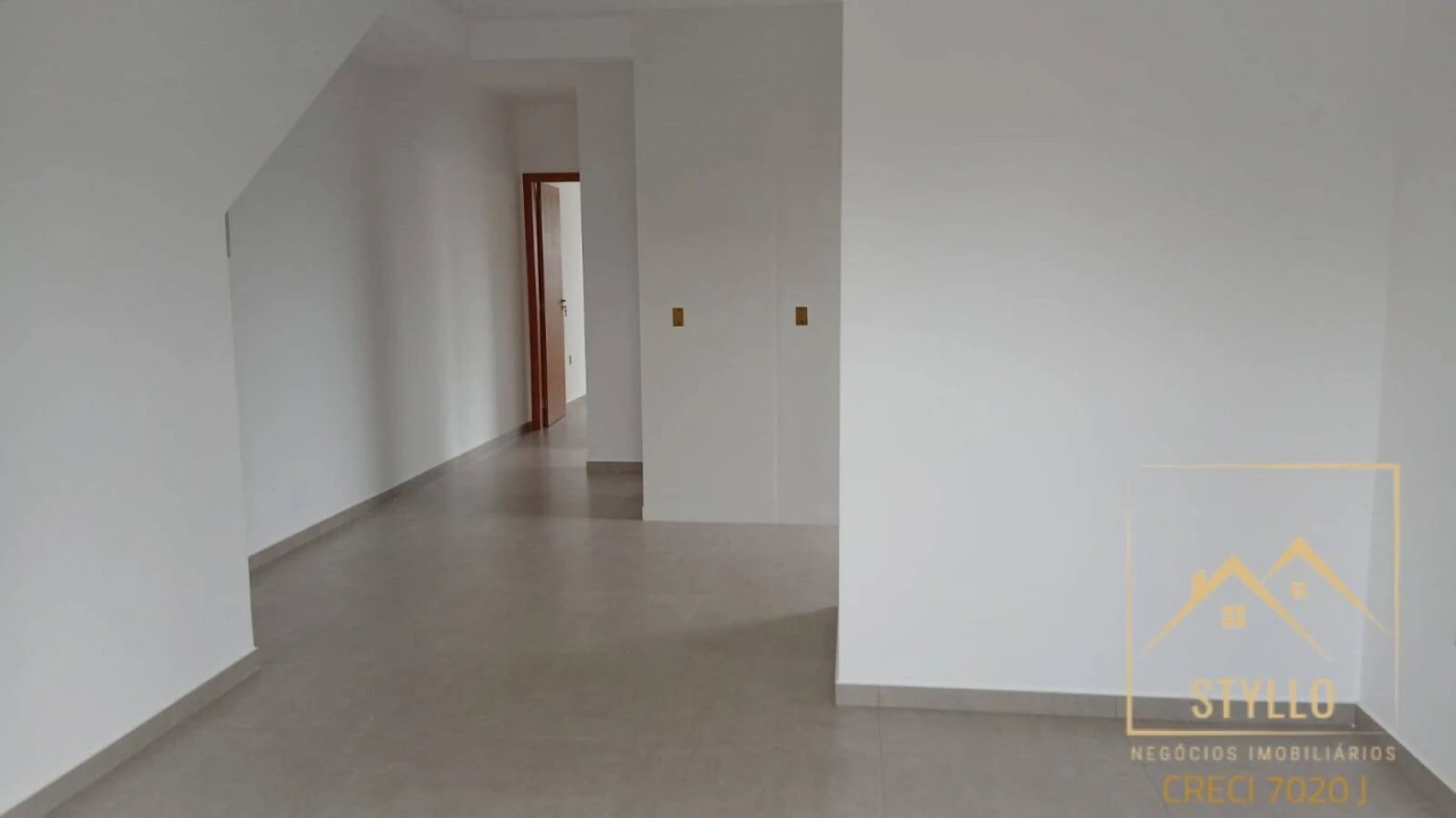 Apartamento em Nova Palhoça, Palhoça
