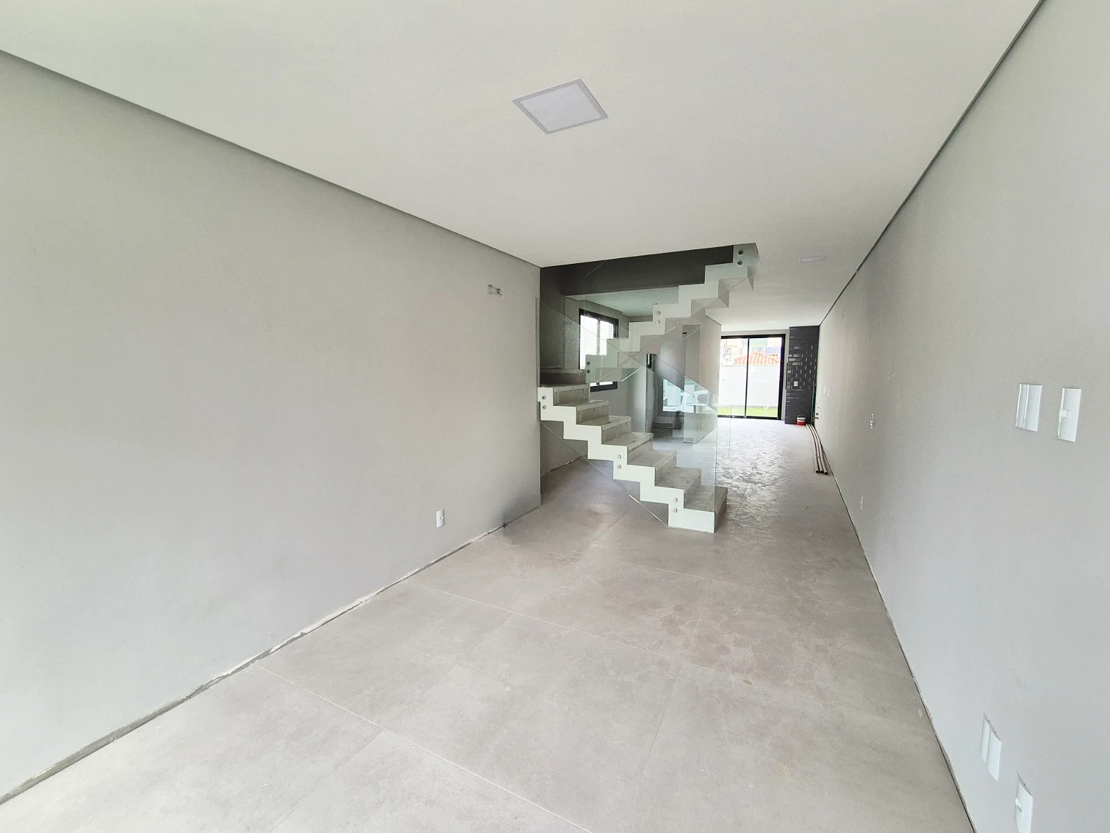 Sobrado Geminado em Pagani, Palhoça. 3 quartos, 140m². Imagem 2 de 15