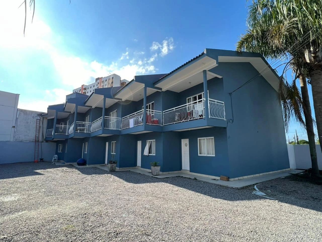 Sobrado Geminado em Jardim Eldorado, Palhoça. 5 quartos, 450m². Imagem 1 de 7