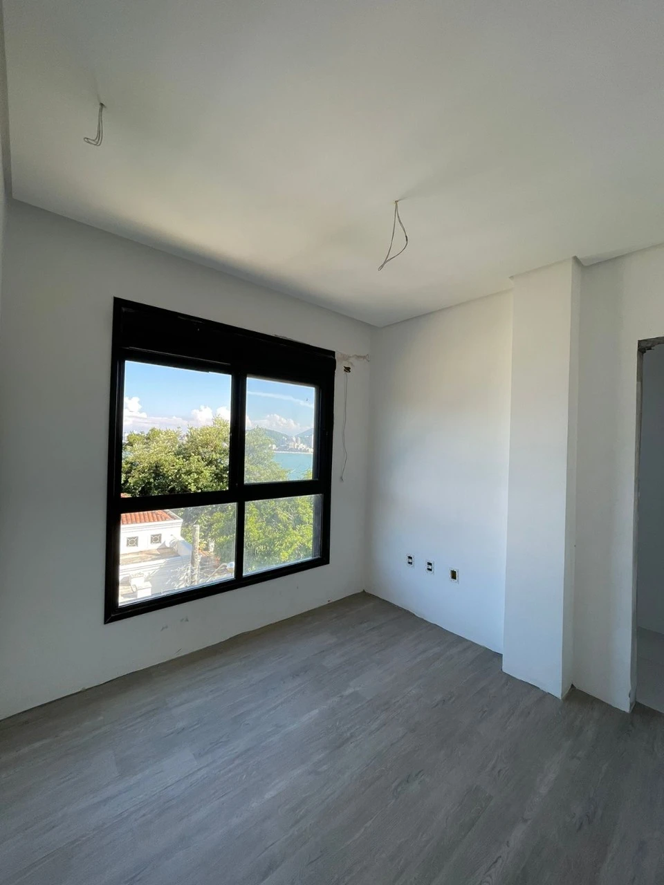 Casa em Canto da Praia, Itapema. 4 quartos, 340m². Imagem 6 de 10
