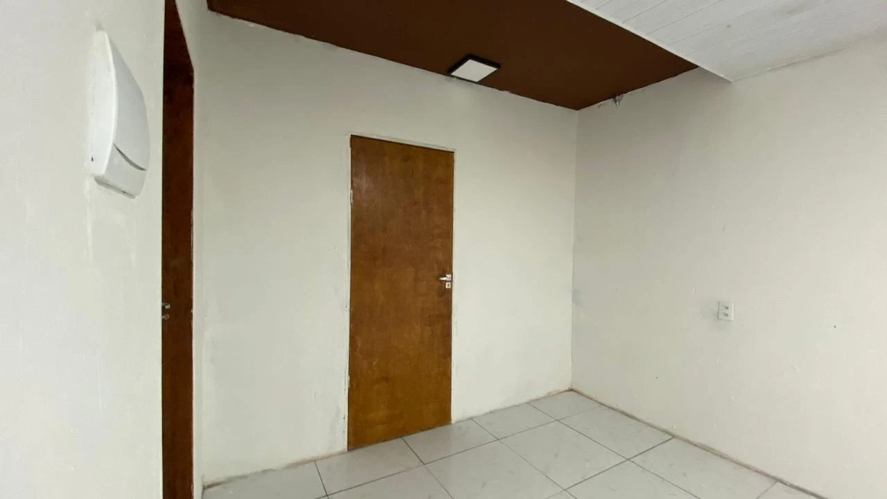 Prédio em Serraria, São José. 5 quartos, 190m². Imagem 30 de 30