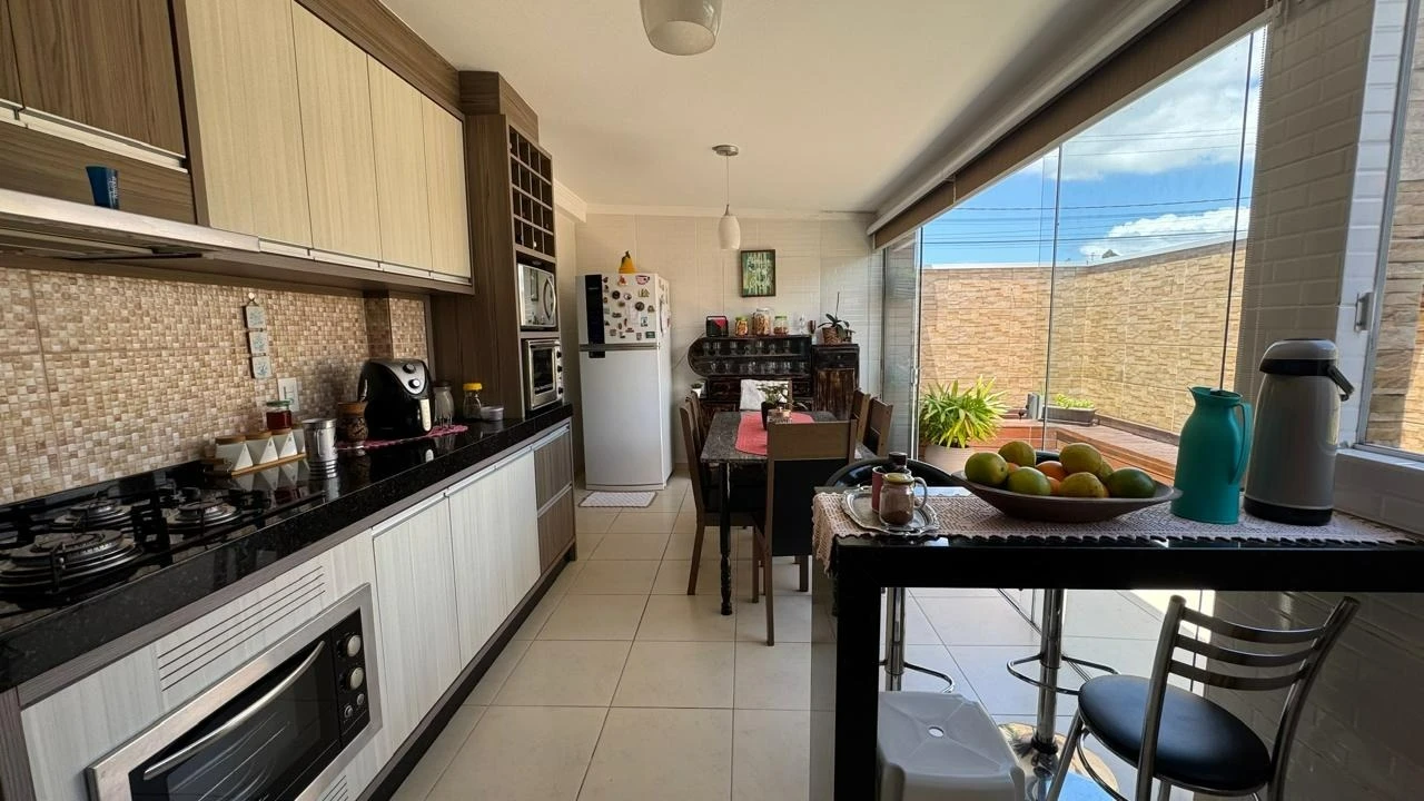 Casa em Bela Vista, Palhoça. 4 quartos, 143m². Imagem 6 de 27