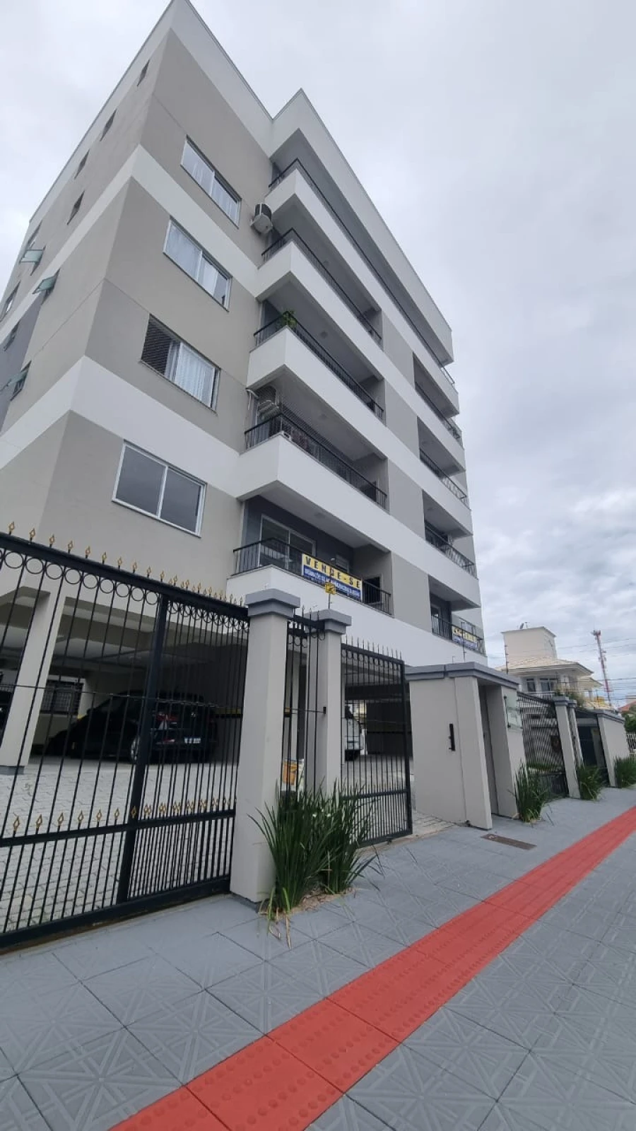 Apartamento em Centro, Palhoça. 3 quartos, 93m². Imagem 1 de 17