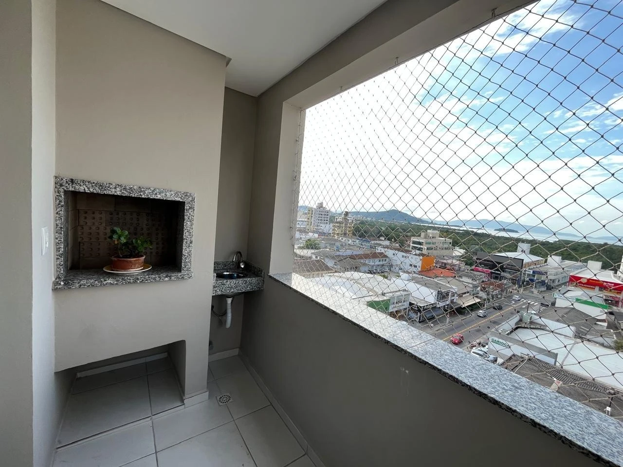 Apartamento em Centro, Palhoça. 2 quartos, 74m². Imagem 3 de 21