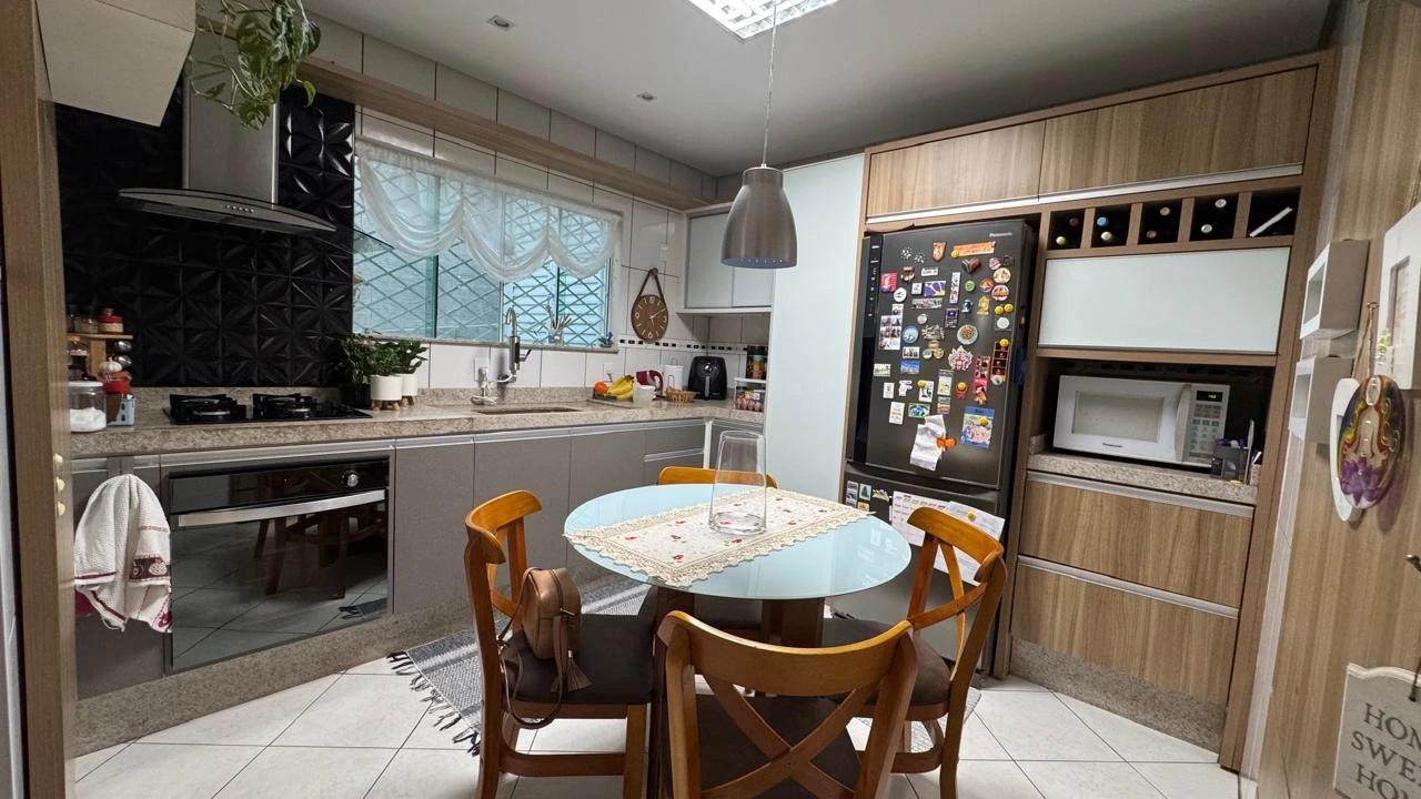 Casa em Forquilhinhas, São José. 3 quartos, 147m². Imagem 6 de 26