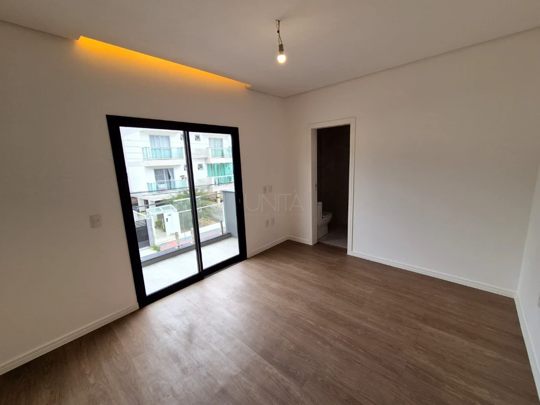 Sobrado Geminado em Pagani, Palhoça. 3 quartos, 144m². Imagem 9 de 13