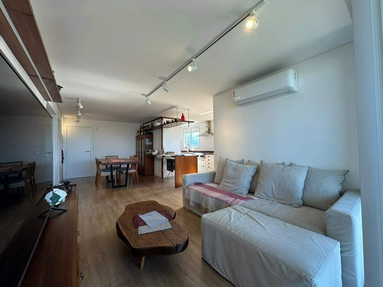 Apartamento em Pedra Branca, Palhoça. 2 quartos, 125m². Imagem 8 de 25