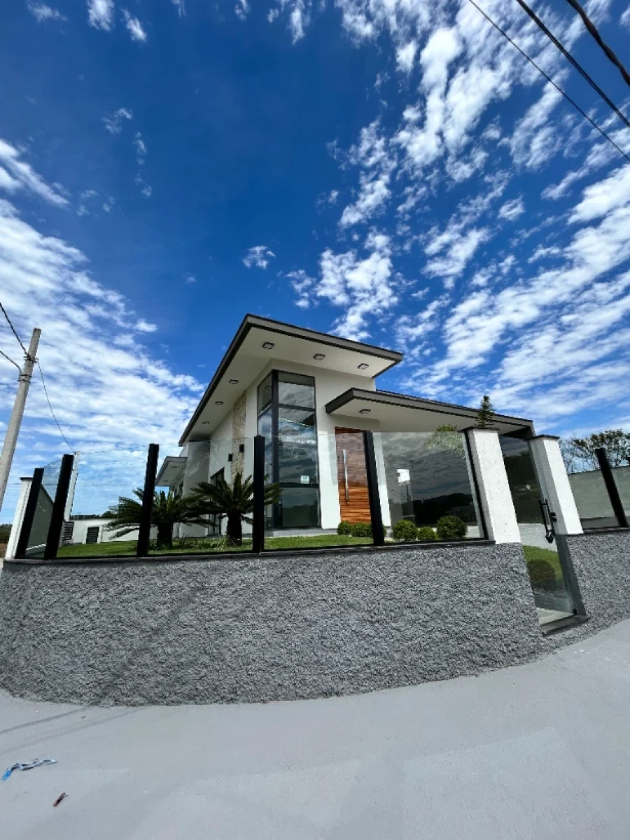 Casa em Forquilhas, São José. 3 quartos, 113m². Imagem 2 de 30
