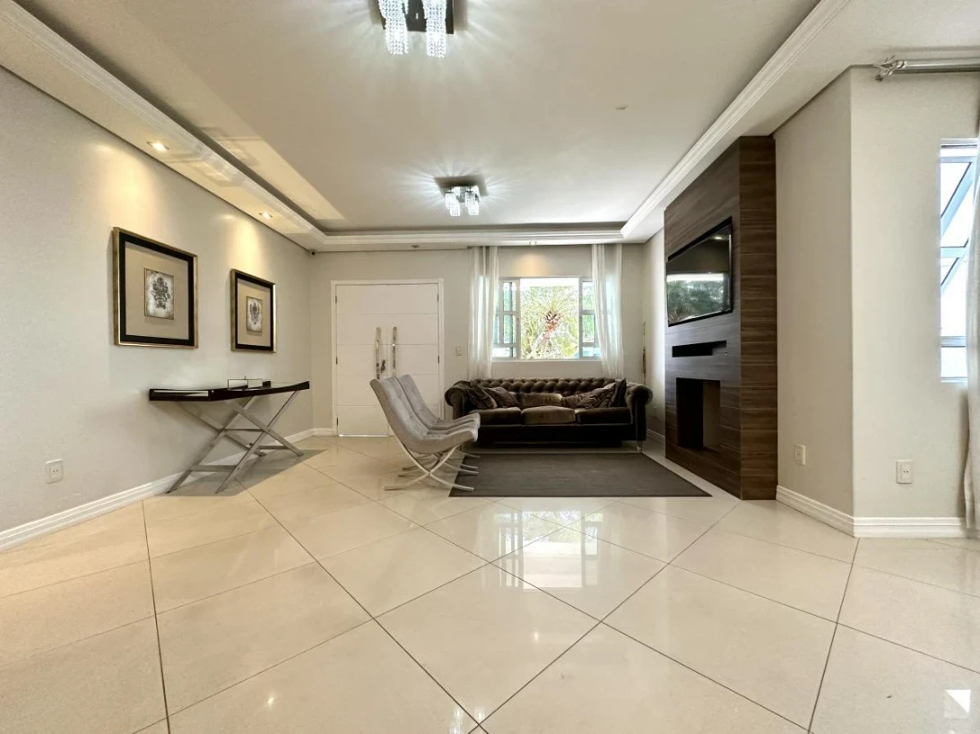 Casa em Ponte do Imaruim, Palhoça. 4 quartos, 250m². Imagem 8 de 44