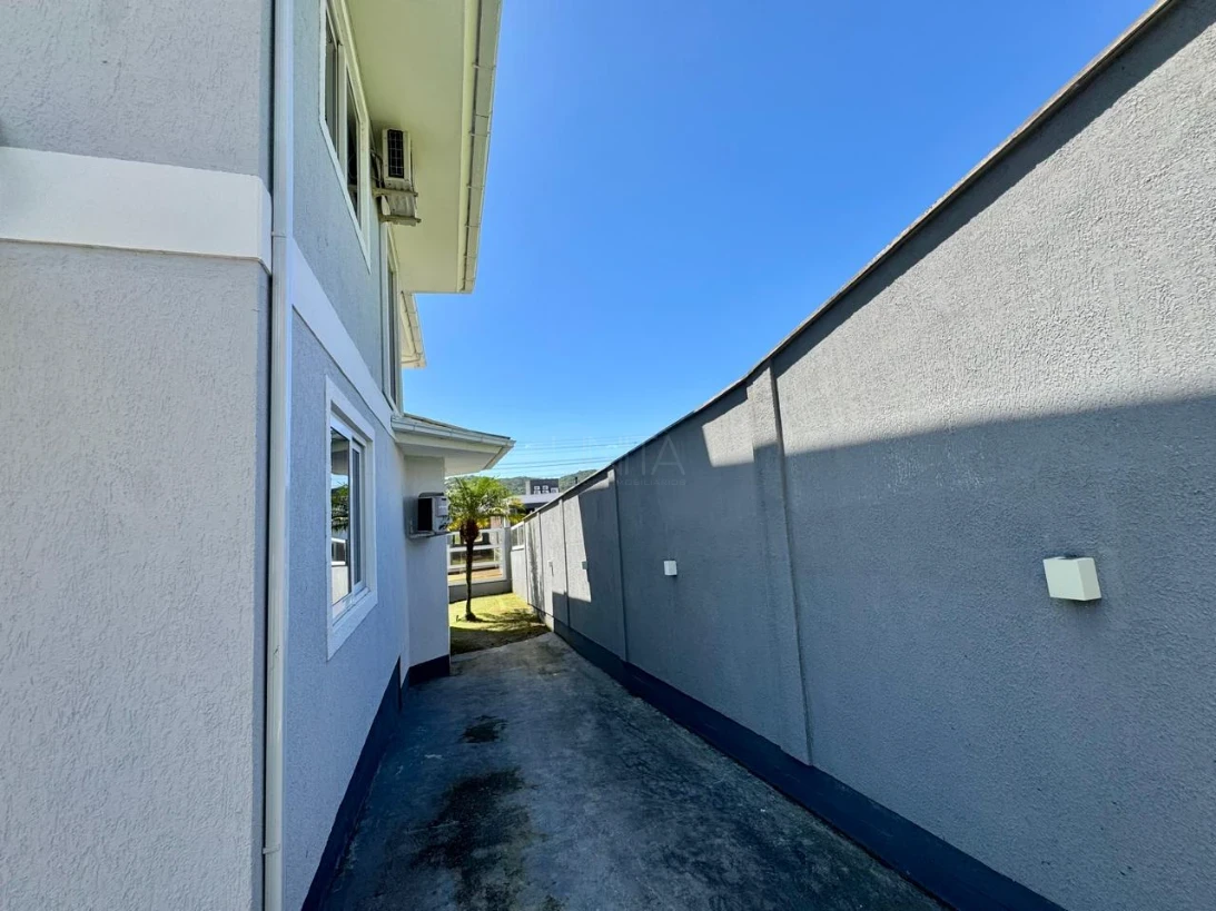 Casa em Pedra Branca, Palhoça. 3 quartos, 207m². Imagem 35 de 35