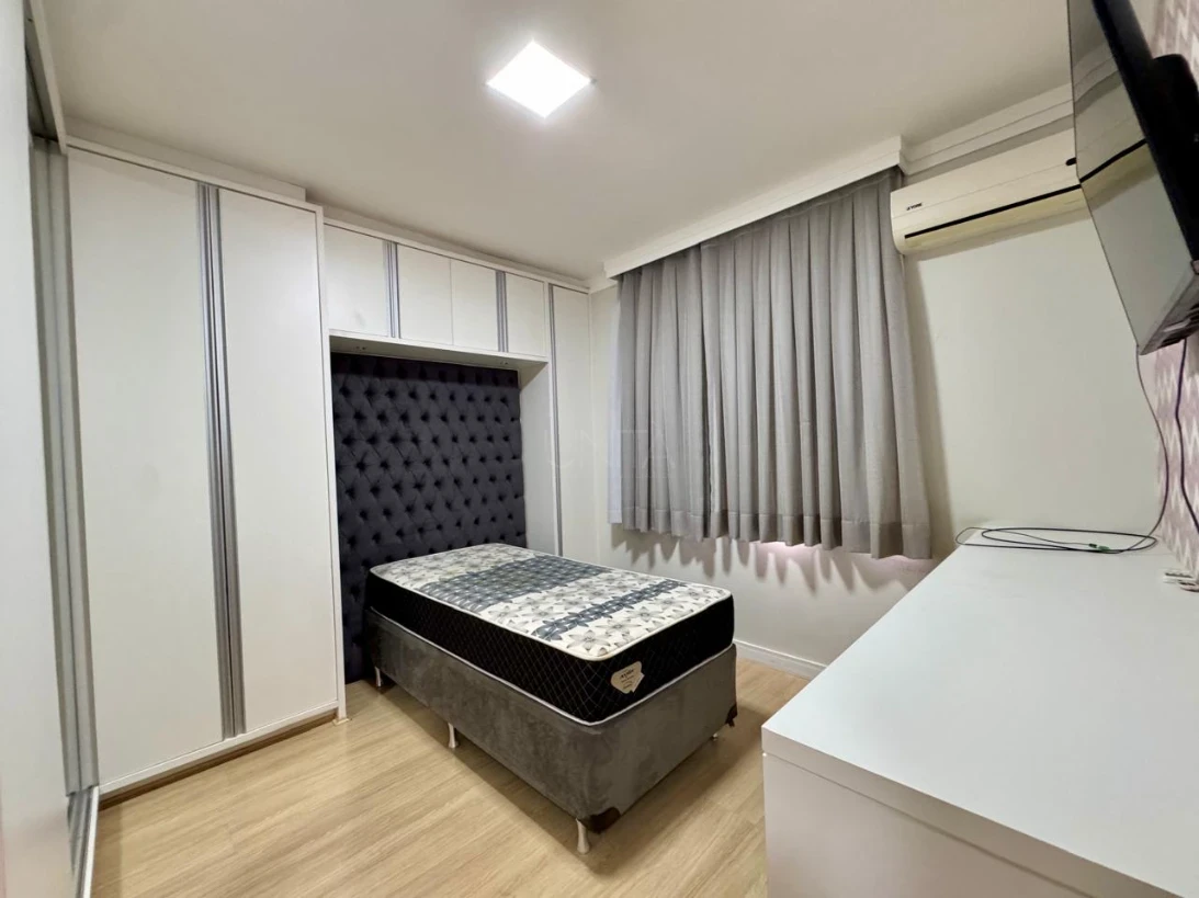 Casa em Pedra Branca, Palhoça. 3 quartos, 207m². Imagem 17 de 35