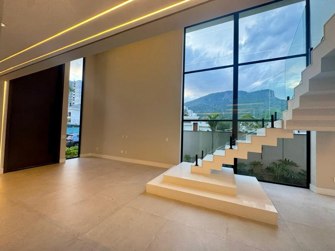 Casa em Pedra Branca, Palhoça. 3 quartos, 263m². Imagem 5 de 50