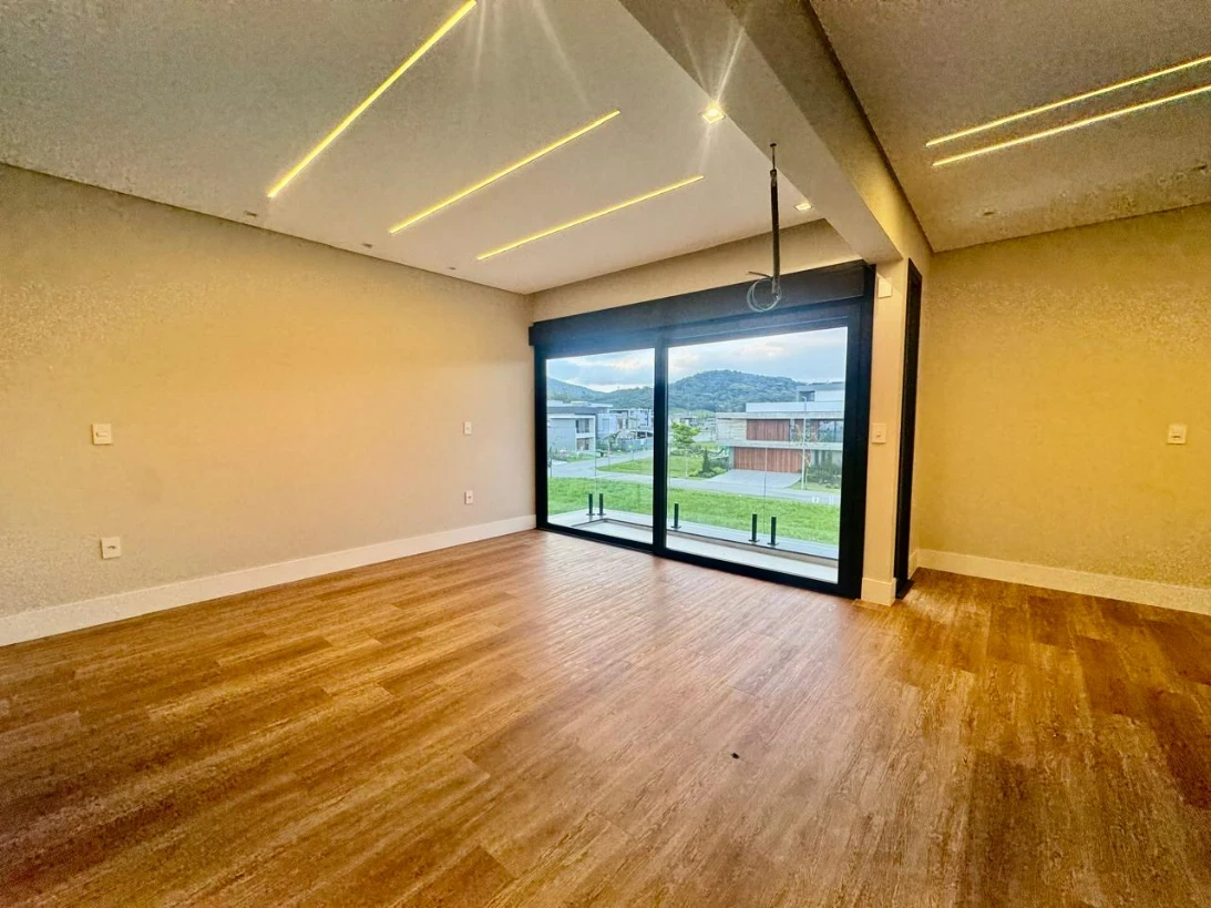Casa em Pedra Branca, Palhoça. 3 quartos, 263m². Imagem 15 de 50