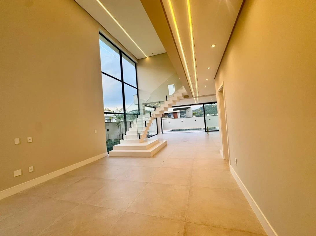 Casa em Pedra Branca, Palhoça. 3 quartos, 263m². Imagem 3 de 50