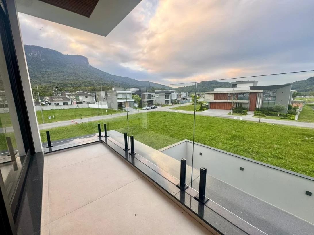 Casa em Pedra Branca, Palhoça. 3 quartos, 263m². Imagem 18 de 50