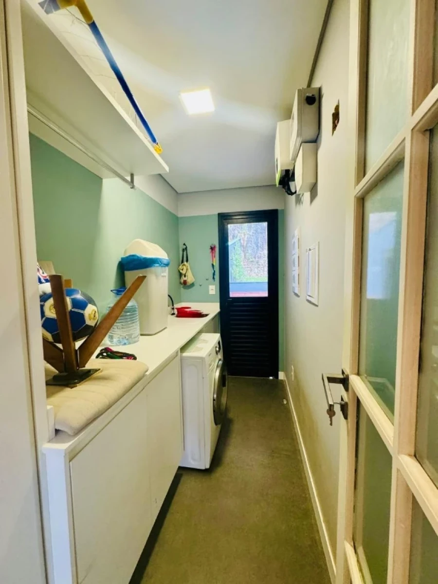 Casa em Sertão do Maruim, São José. 3 quartos, 290m². Imagem 15 de 38