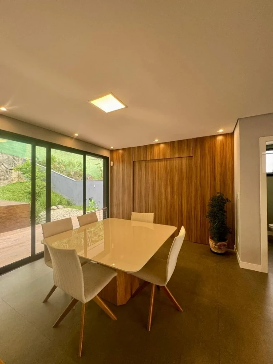 Casa em Sertão do Maruim, São José. 3 quartos, 290m². Imagem 10 de 38