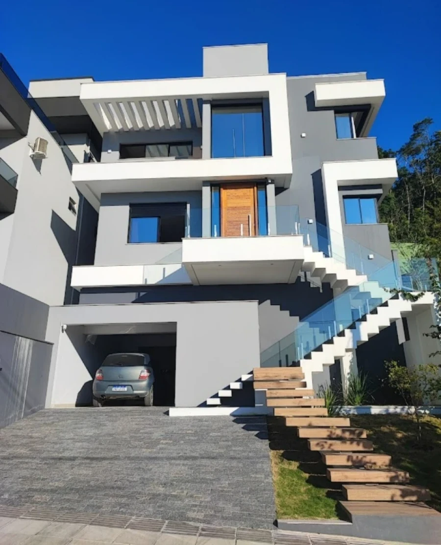 Casa em Sertão do Maruim, São José. 3 quartos, 290m². Imagem 1 de 38