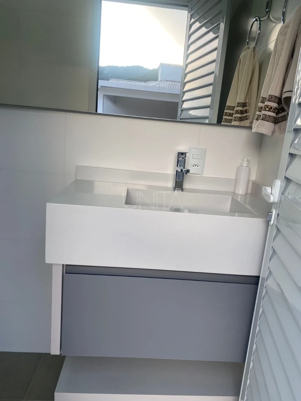 Casa em Pedra Branca, Palhoça. 3 quartos, 274m². Imagem 10 de 21