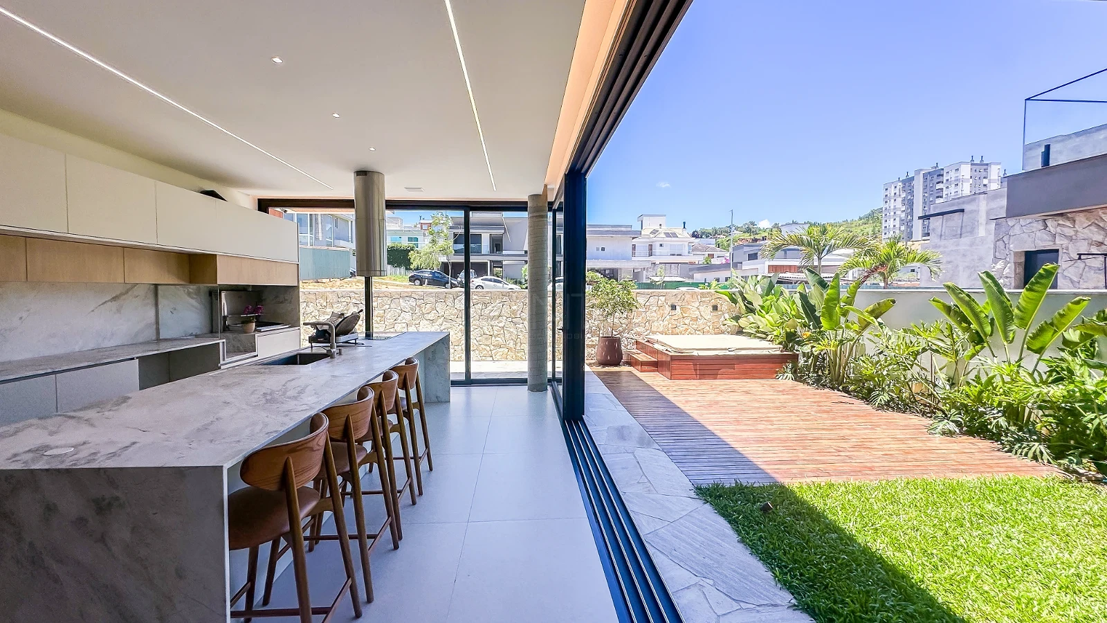 Casa em Pedra Branca, Palhoça. 3 quartos, 293m². Imagem 39 de 50