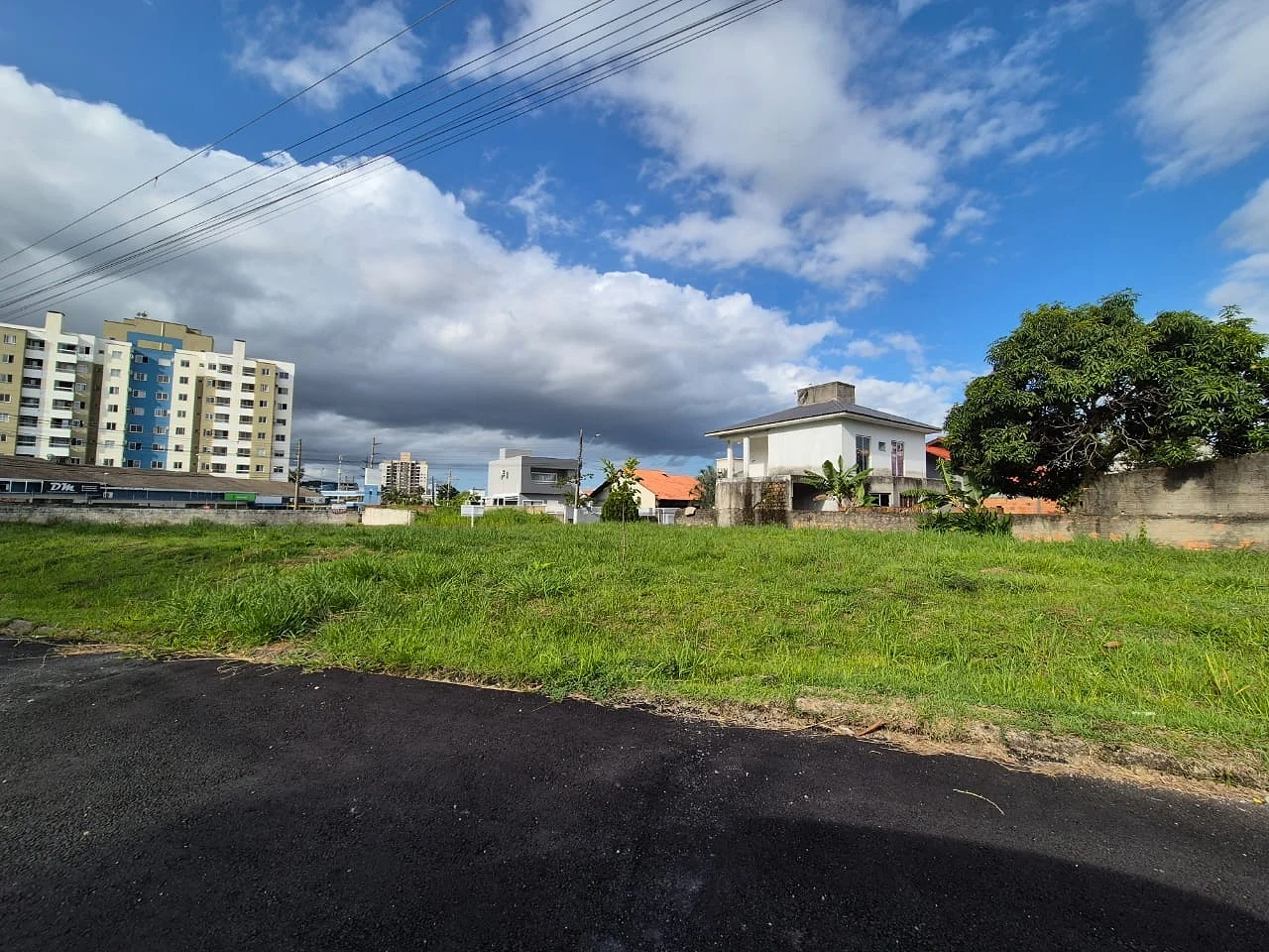 Terreno em Pedra Branca, Palhoça. 0 quartos, 0m². Imagem 2 de 4