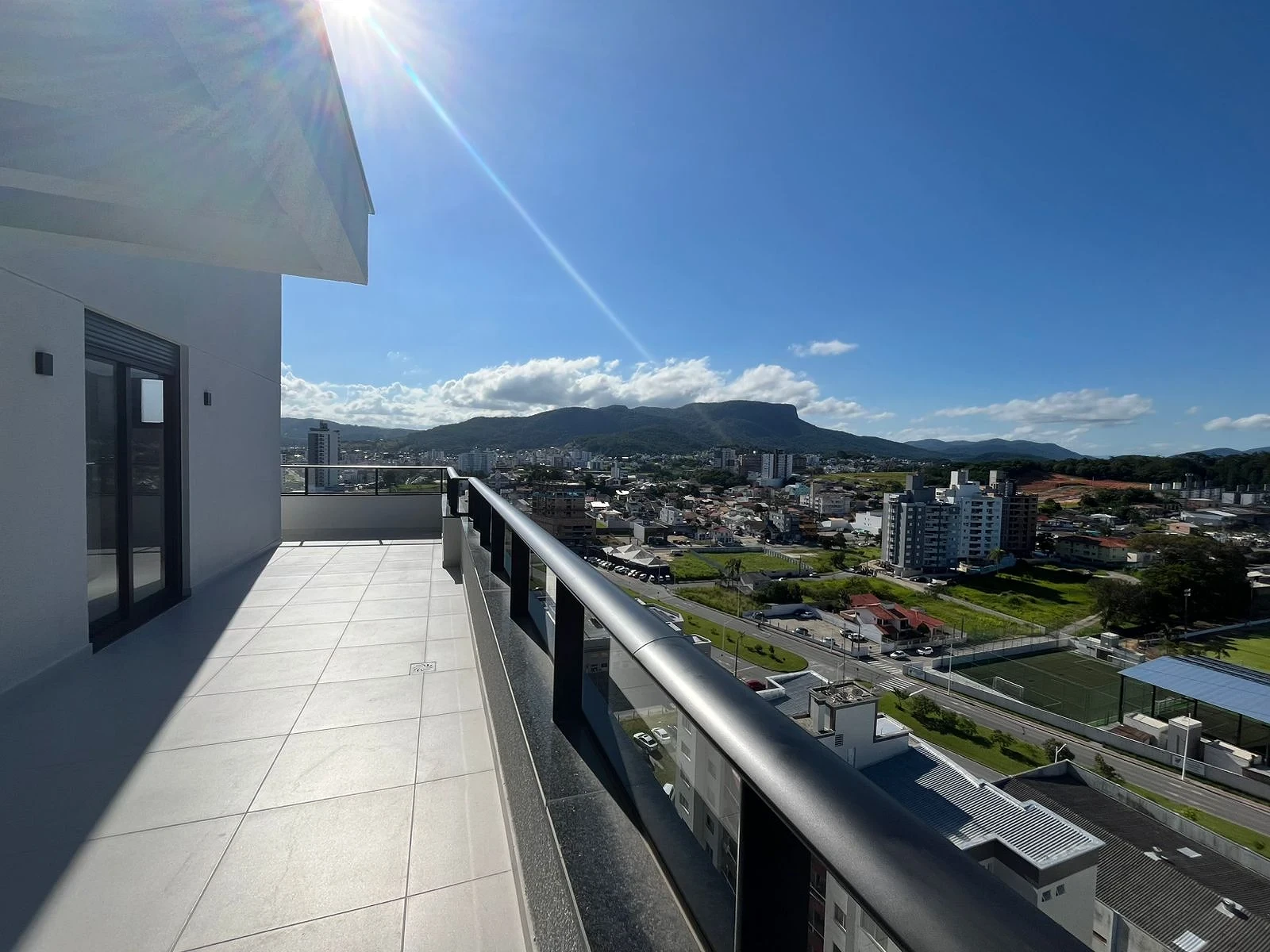 Apartamento em Pagani, Palhoça. 2 quartos, 115m². Imagem 3 de 18