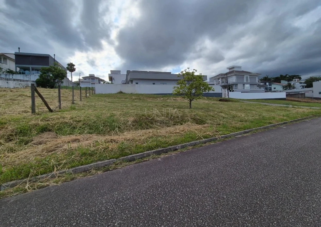 Terreno em Pedra Branca, Palhoça. 0 quartos, 0m². Imagem 1 de 6