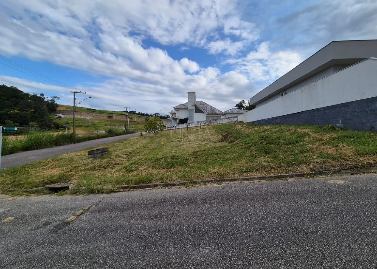 Terreno em Pedra Branca, Palhoça. 0 quartos, 0m². Imagem 3 de 6