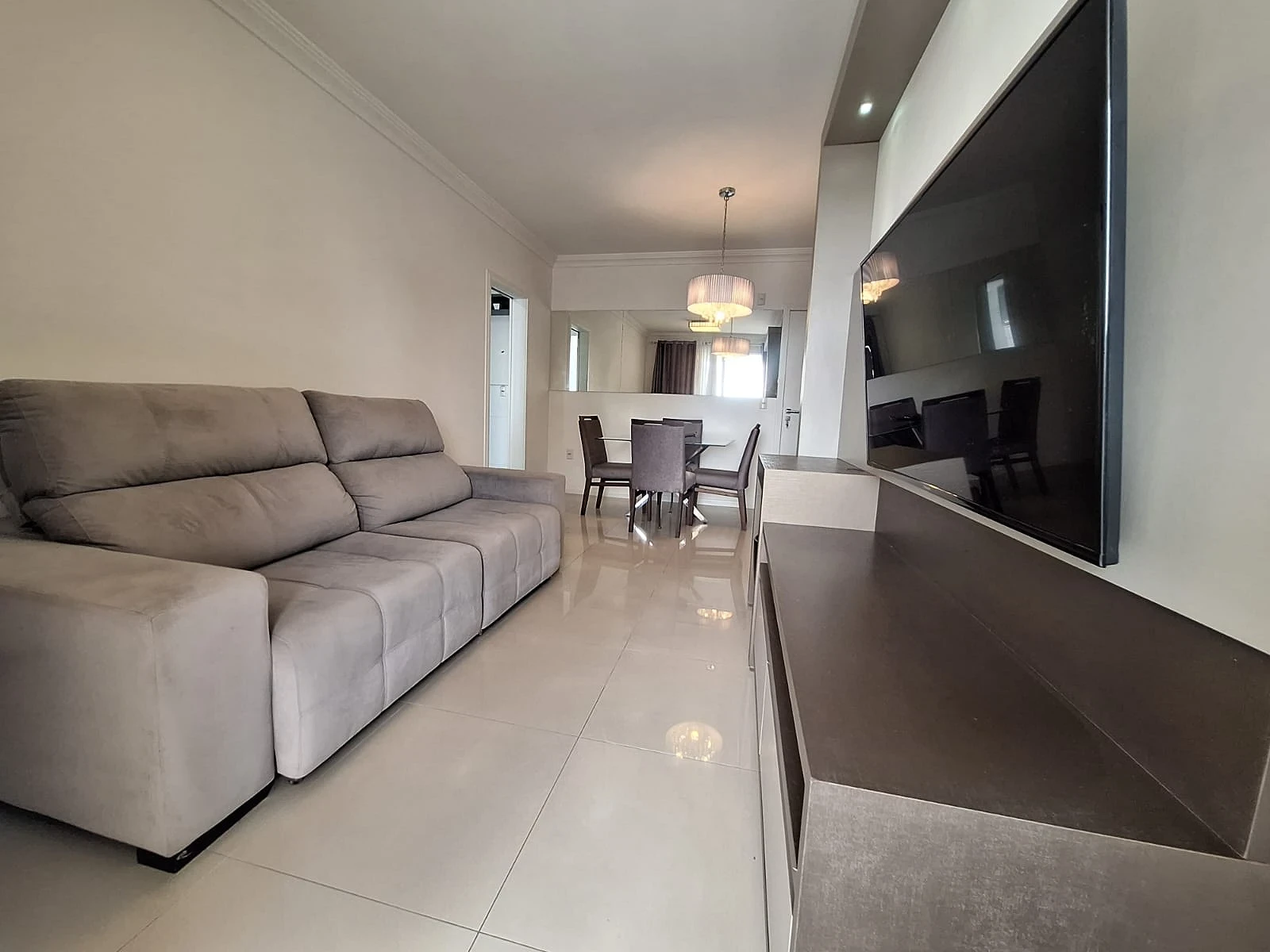 Apartamento em Centro, Palhoça. 2 quartos, 83m². Imagem 2 de 19