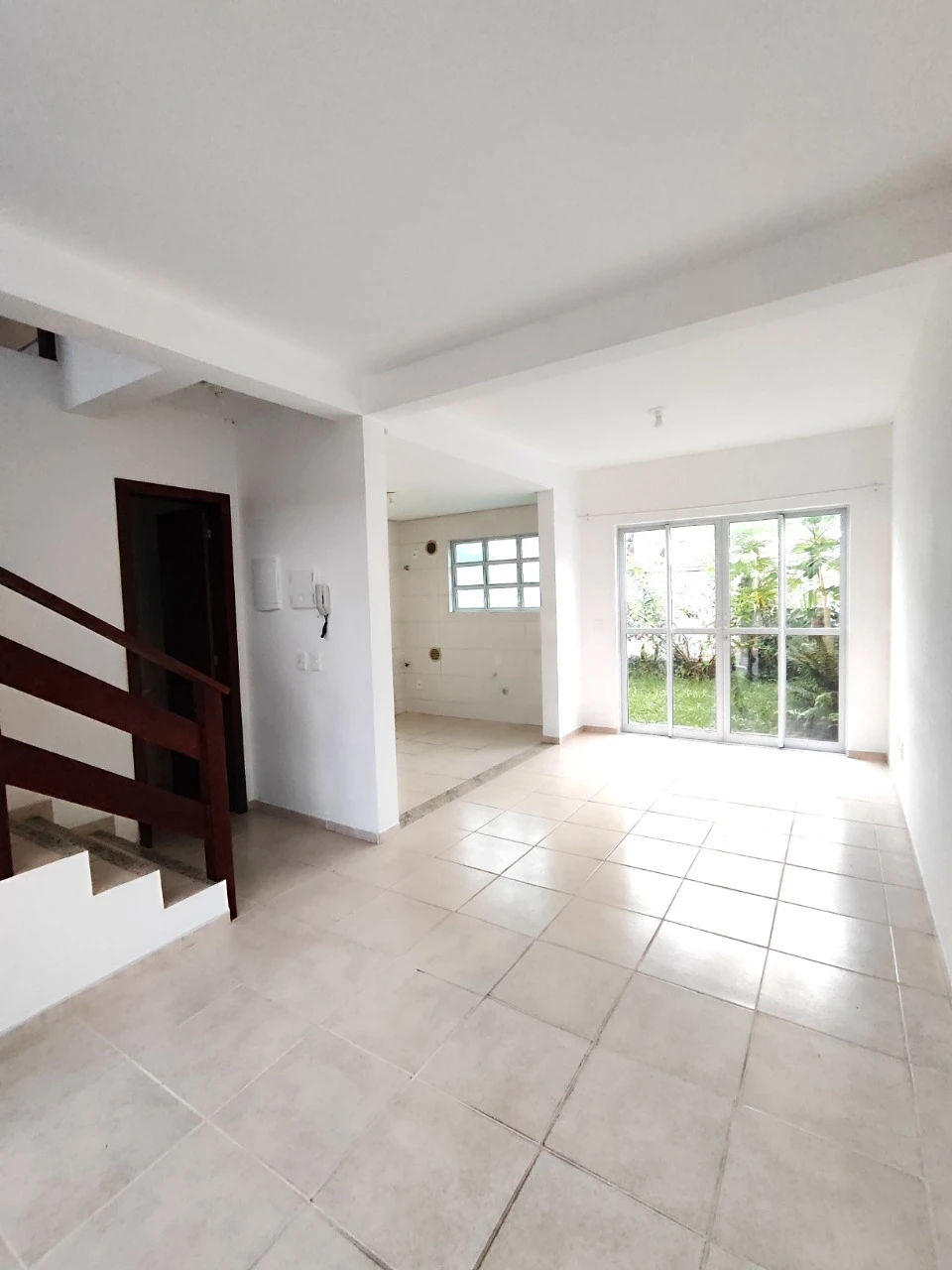 Sobrado Geminado em Pedra Branca, Palhoça. 3 quartos, 111m². Imagem 2 de 15