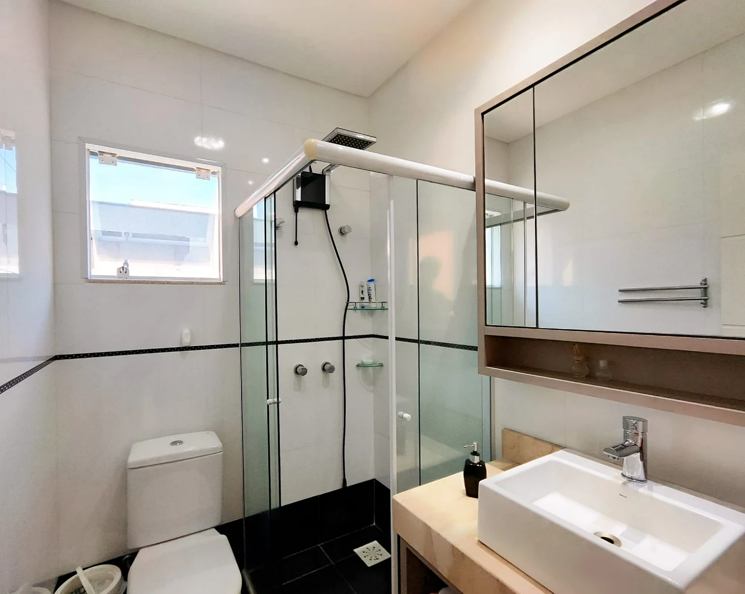 Casa em Pedra Branca, Palhoça. 4 quartos, 261m². Imagem 8 de 21