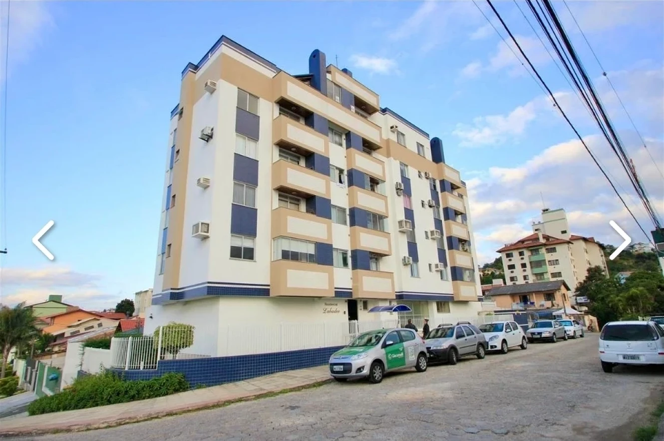 Apartamento em Abraão, Florianópolis. 2 quartos, 74m². Imagem 1 de 10